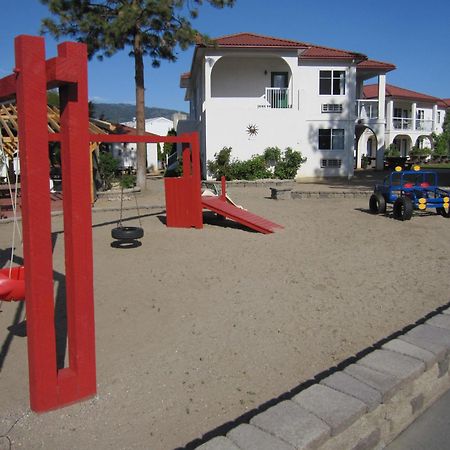 Sandy Beach Suites Osoyoos Eksteriør billede
